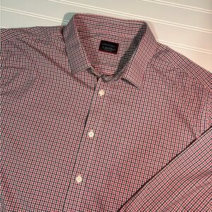 Untuckit mens button plaid shirt